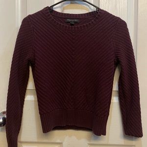 Burgundy sweatshirt